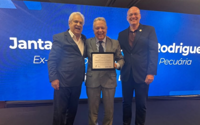 FAEPA e FIEPA homenageiam Roberto Rodrigues em jantar com lideranças do agronegócio
